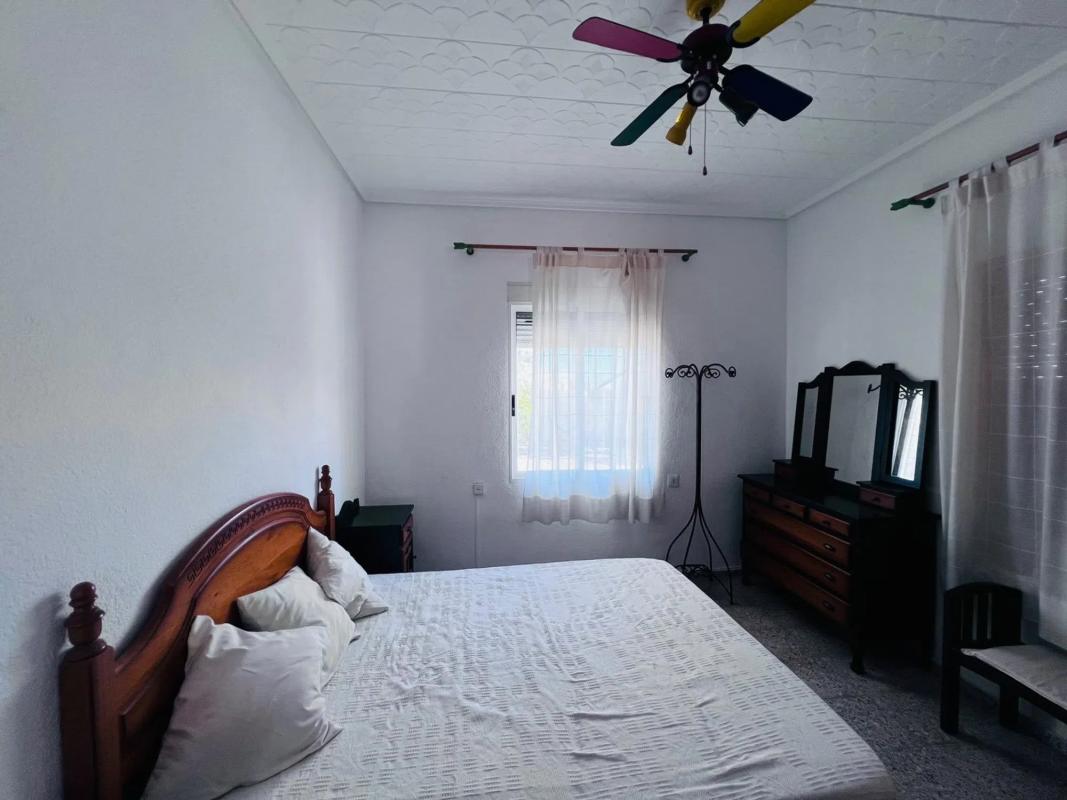 Properties for sale and rent in Spain photo 2