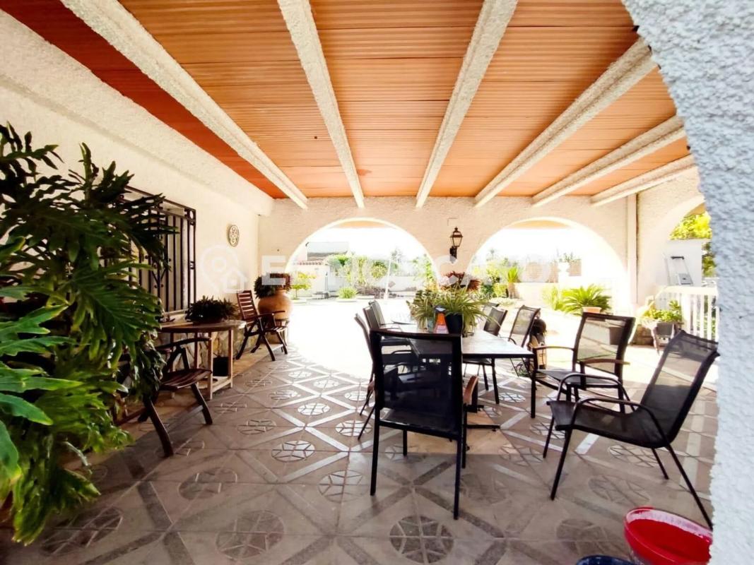 Properties for sale and rent in Spain photo 5