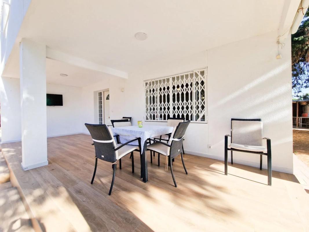 Properties for sale and rent in Spain photo 2