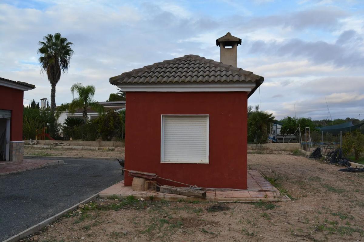 Properties for sale and rent in Spain photo 3