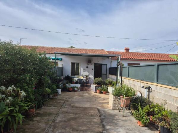 Chalet adosado photo 1