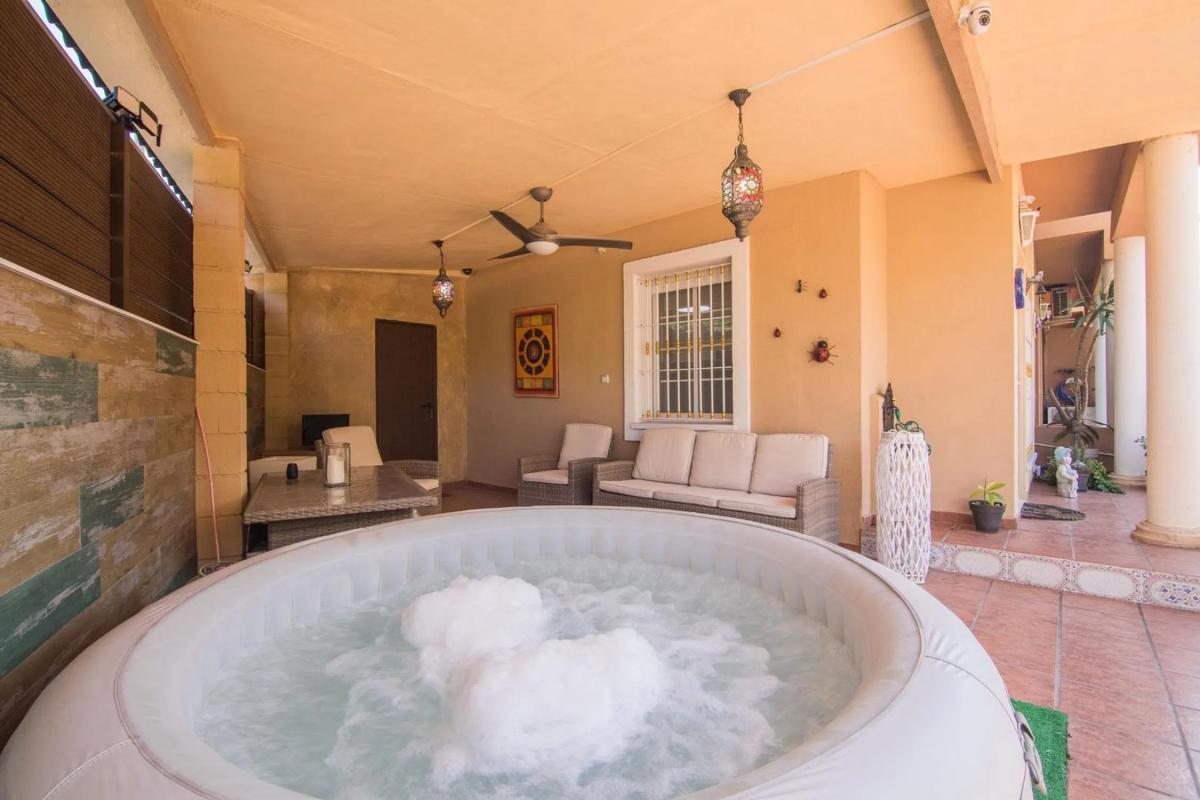 Properties for sale and rent in Spain photo 4