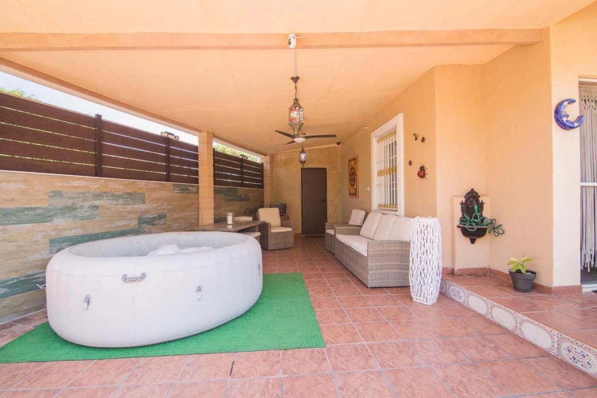 Properties for sale and rent in Spain photo 5