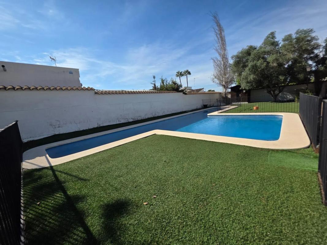 Properties for sale and rent in Spain photo 1