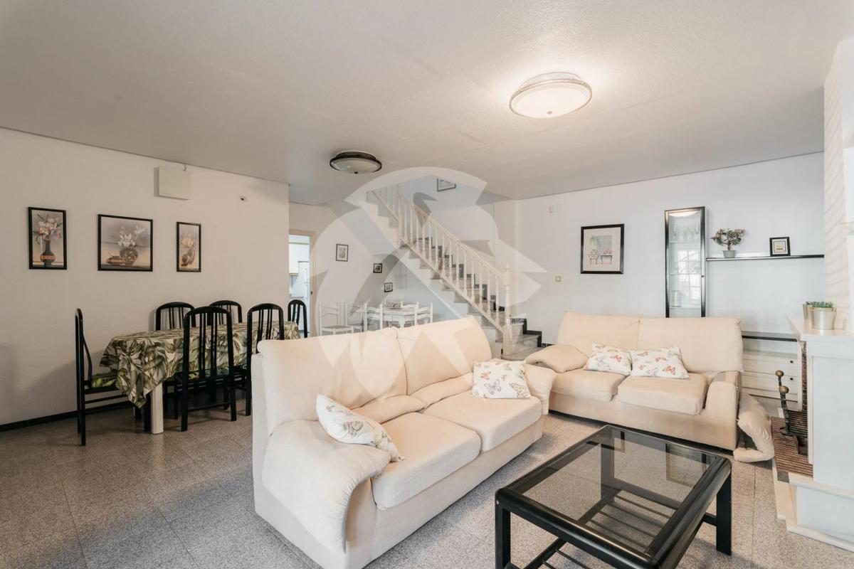 Properties for sale and rent in Spain photo 1