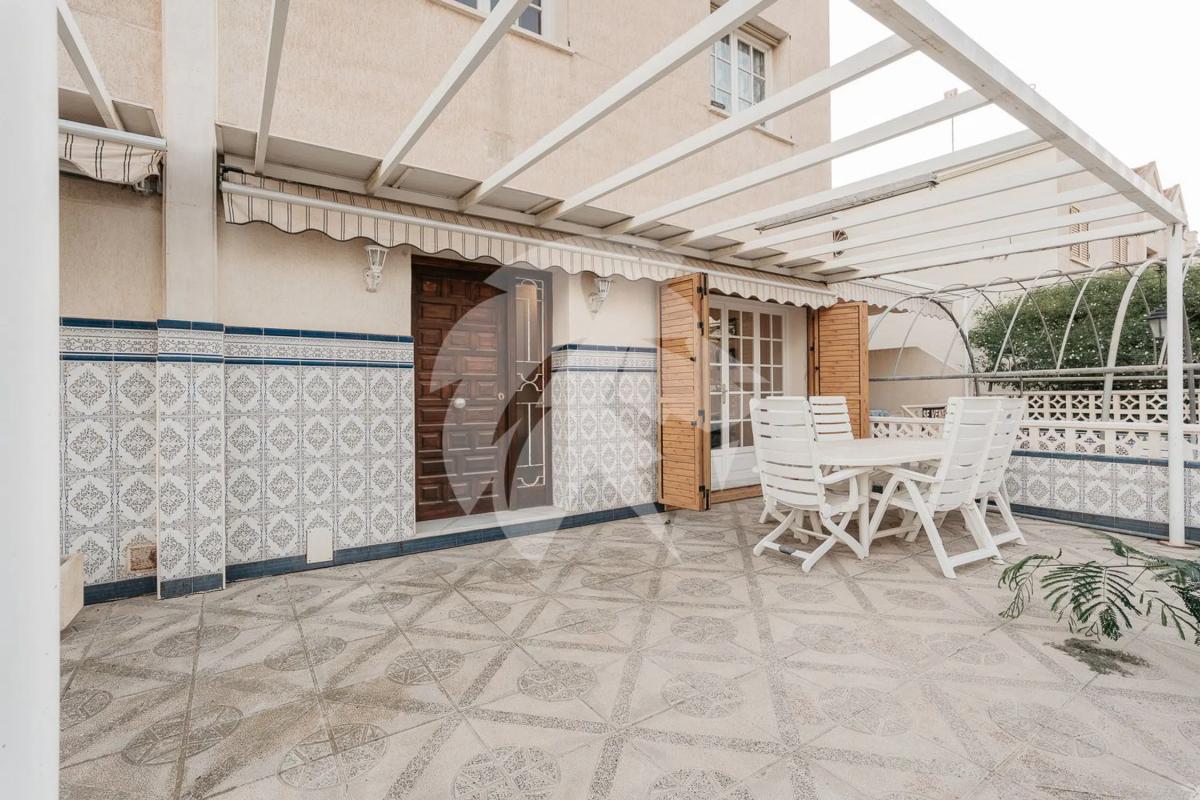 Properties for sale and rent in Spain photo 1