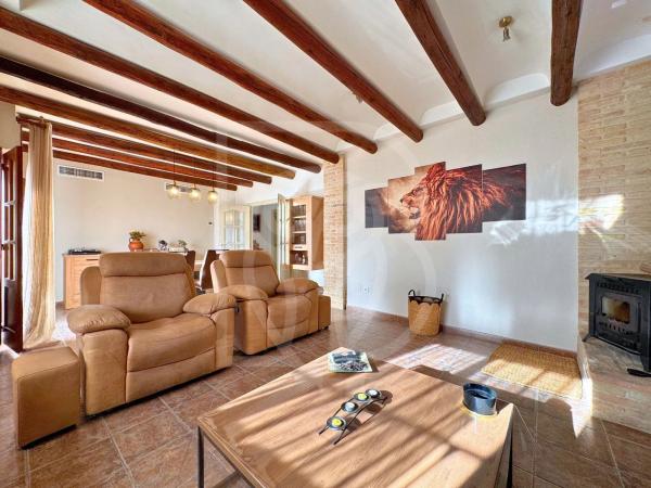 Casa independiente en calle Antonio Orts photo 4