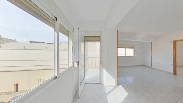 Квартира на продажу на  Barrio Carolinas Altas, Аликанте / Алакант photo 4