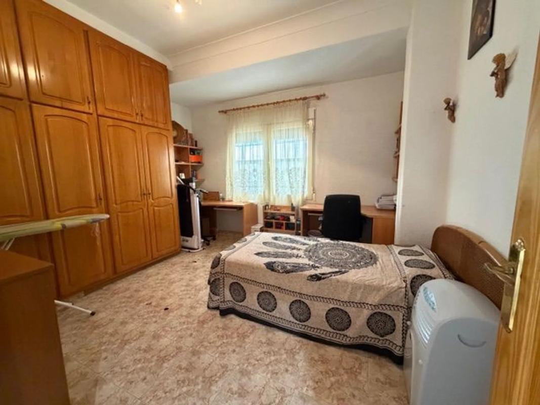 Sale of apartment in CL ALBEROLA ROMERO, 4, Alicante
photo 3