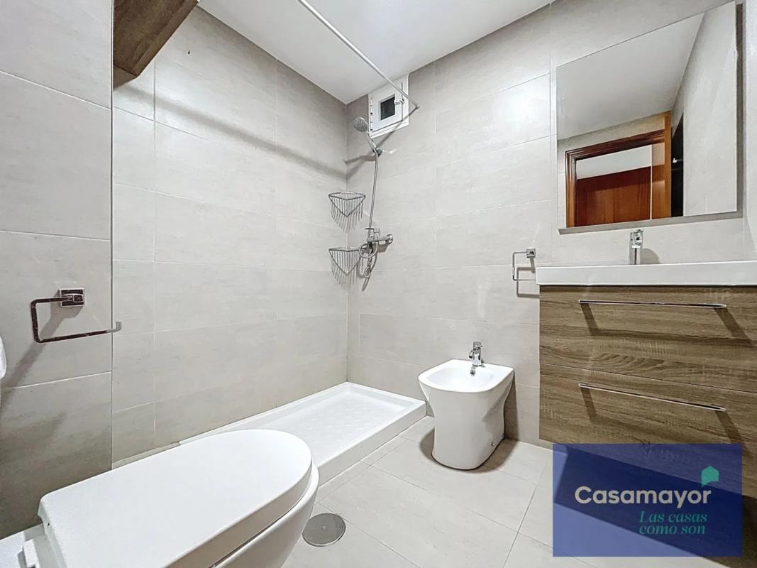 Продажа квартиры на Avenida General Marvá, 35, Аликанте / Алакант
photo 3