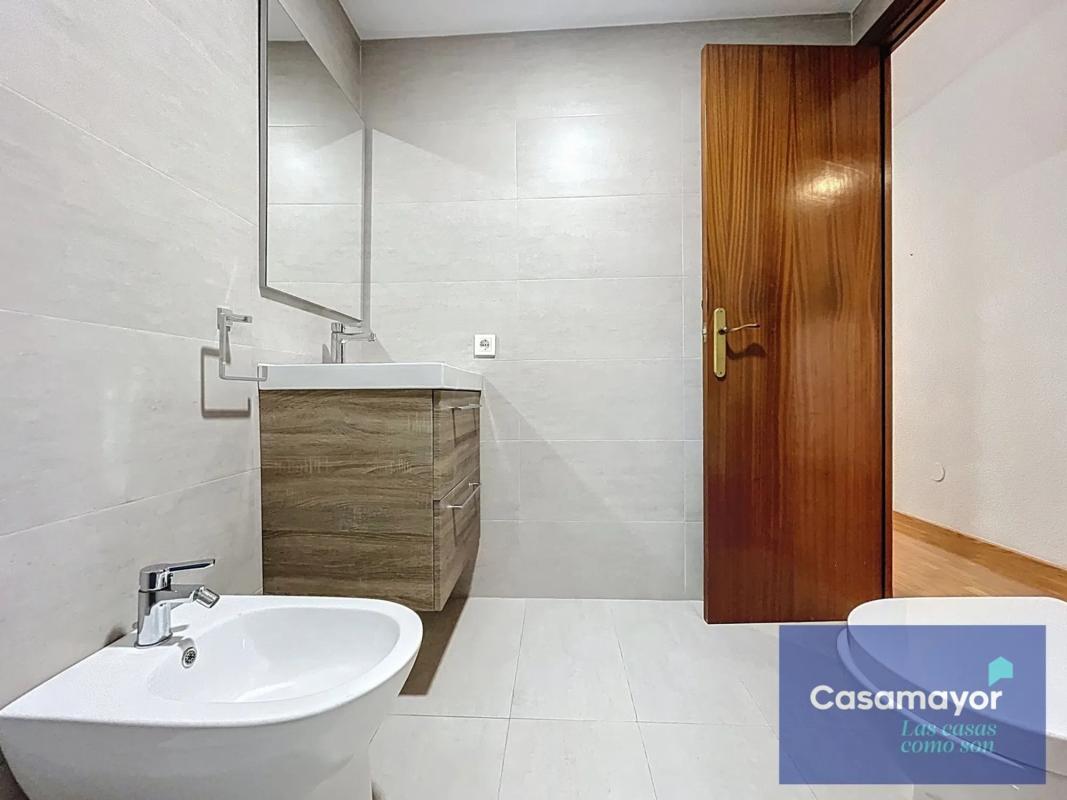 Продажа квартиры на Avenida General Marvá, 35, Аликанте / Алакант
photo 4