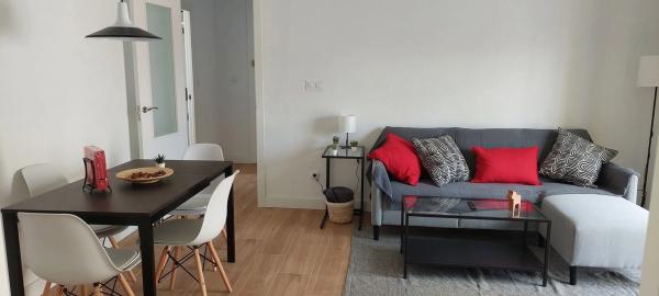 Apartment for sale in  Calle de Claudio Coello, 5, Alicante photo 1