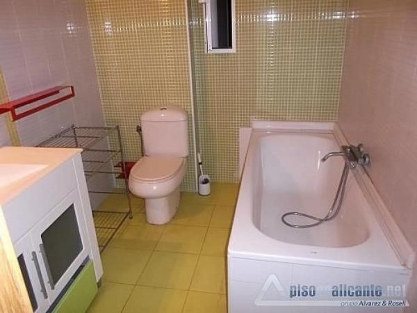 Apartment for sale in Barrio Los Ángeles, Alicante thumbnail 1