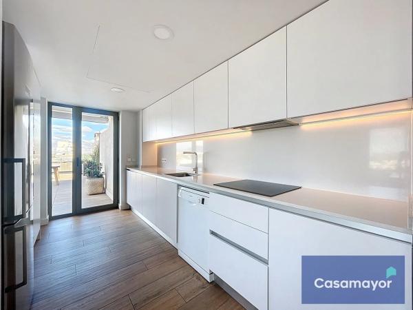 Apartment for sale in Maestro José Garberí Serrano, Alicante thumbnail 1