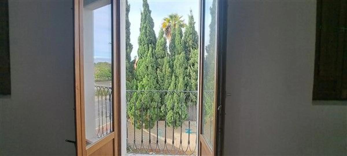 Properties for sale and rent in Spain photo 2