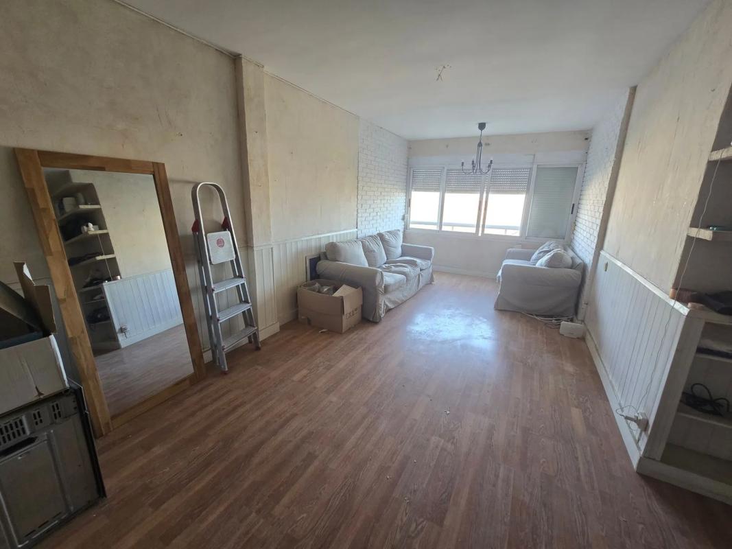 Venta de piso en Calle Pintor Pedro Camacho, 5, Alicante / Alacant
photo 2