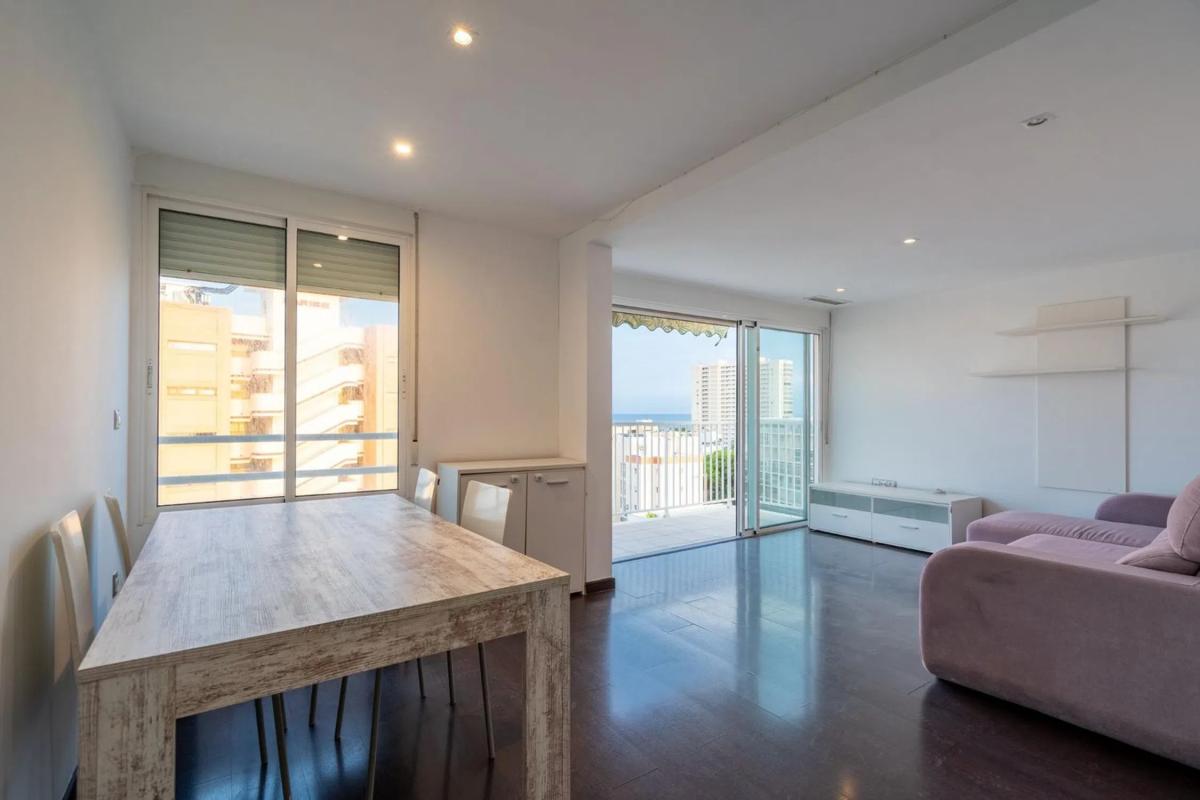 Sale of apartment in Playa Muchavista, El Campello
photo 2