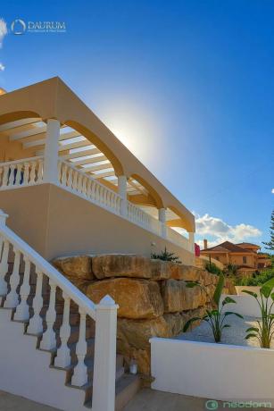 Chalet independiente en venta en Calle de Torrevella, Campello, El
photo 1