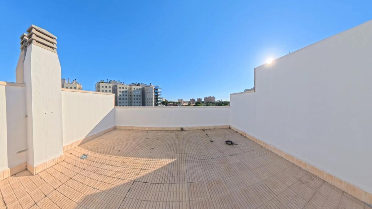 Penthouse sale in  Calle 25 d'Abril de 1707, El Campello photo 4