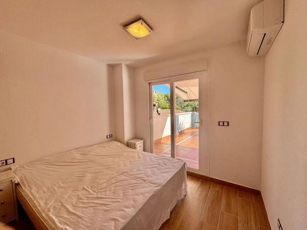 Piso en venta en Calle Montnegre, 14, Campello, El
 photo 1