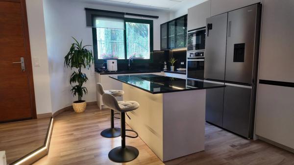 Independent chalet for sale in Salafranca - Lloixa, San Juan de Alicante
 photo 1