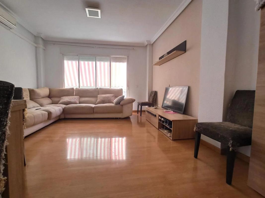Продажа квартиры на Centro, Сан-Висенте-дель-Распейг
photo 1