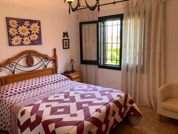 Casa independiente en calle Río Guadalquivir, 18 thumbnail 2