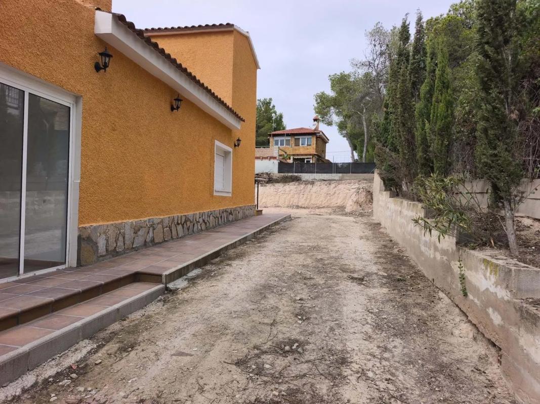 Недвижимость на продажу и в аренду в Испании photo 5