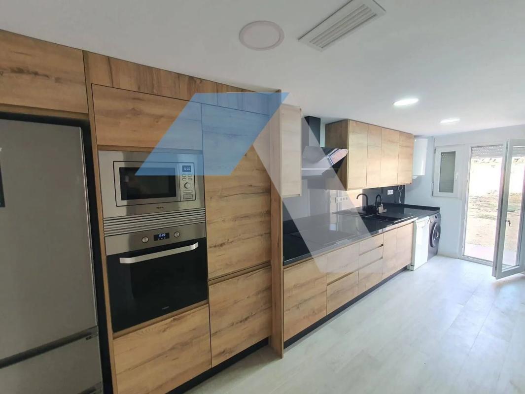 Недвижимость на продажу и в аренду в Испании photo 5