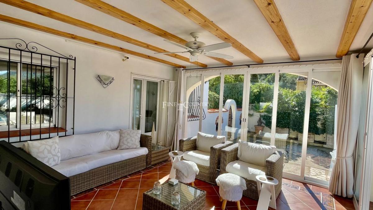 Properties for sale and rent in Spain photo 1