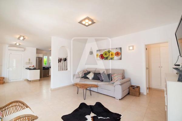 Chalet independiente en venta en Cala Advocat - Baladrar, Benissa
 photo 2