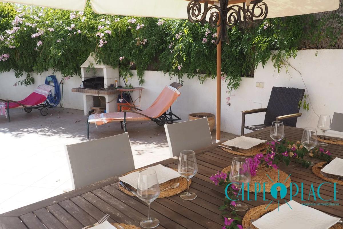Properties for sale and rent in Spain photo 1