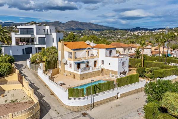 Casa independiente en Urbanización Ortenbach thumbnail 2