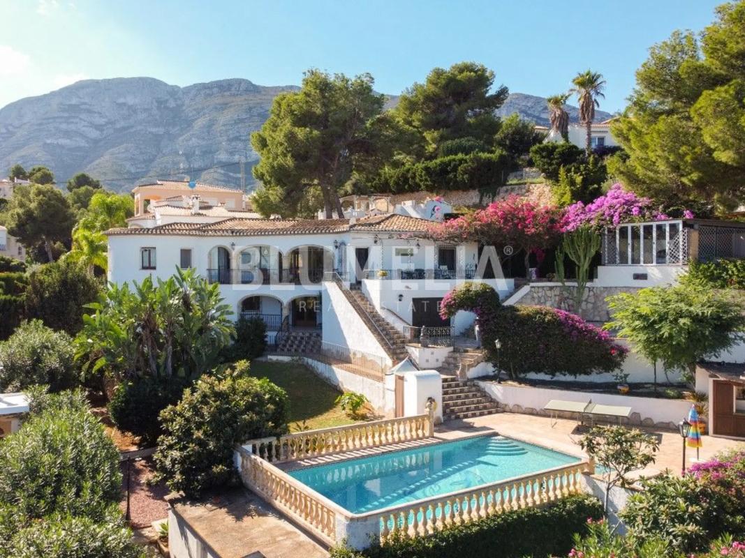 Properties for sale and rent in Spain photo 1