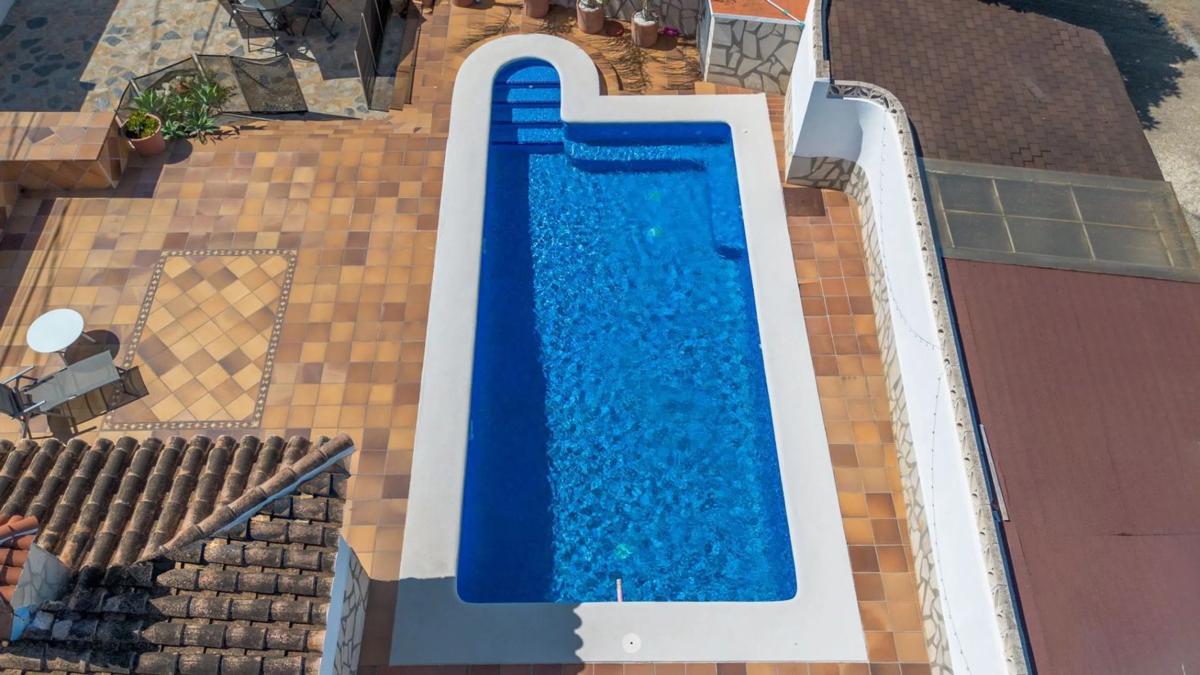 Properties for sale and rent in Spain photo 3