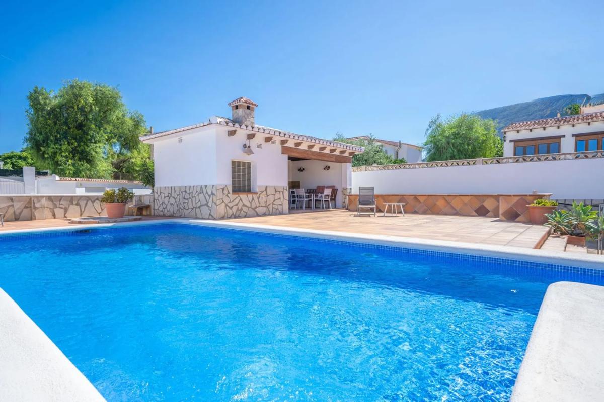 Properties for sale and rent in Spain photo 5