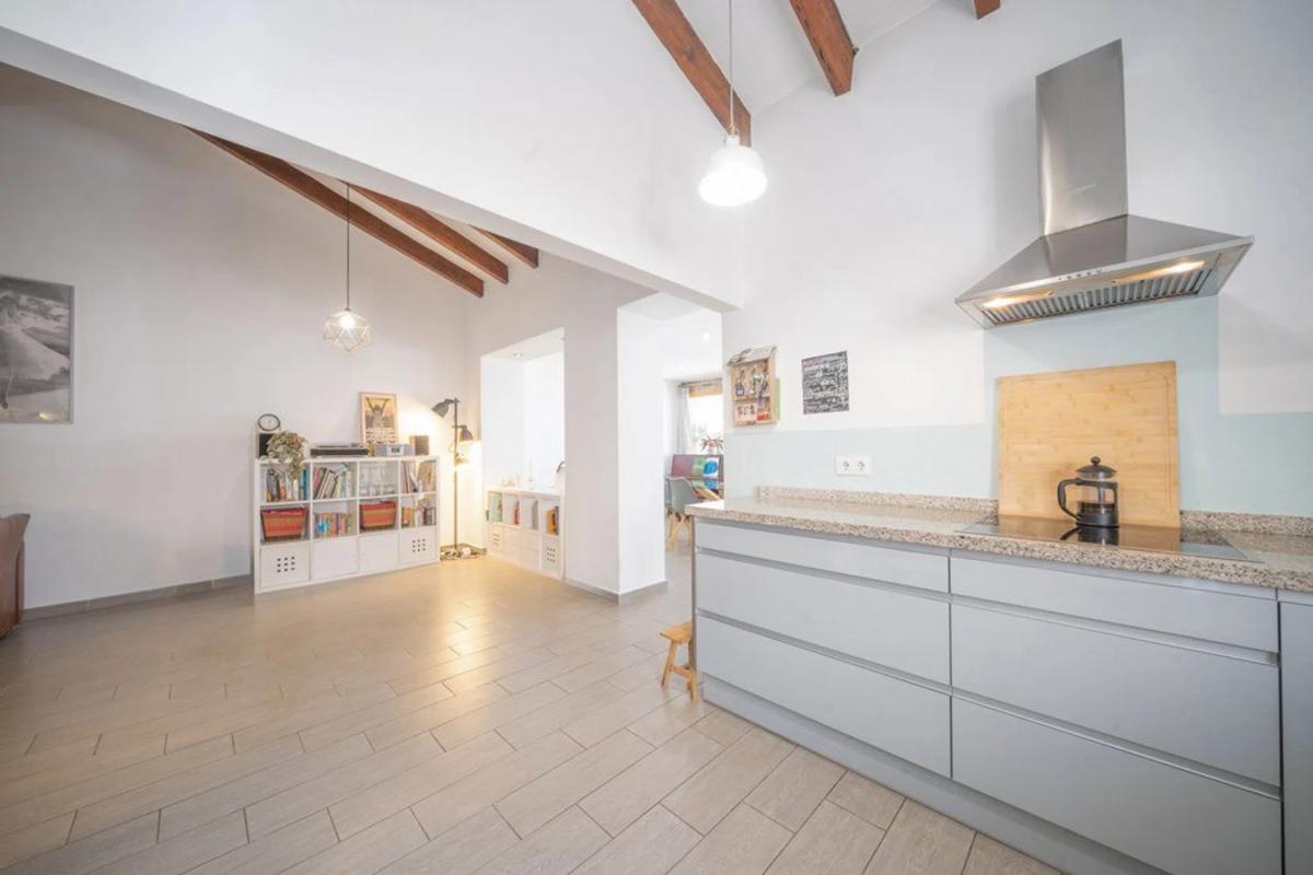 Properties for sale and rent in Spain photo 2