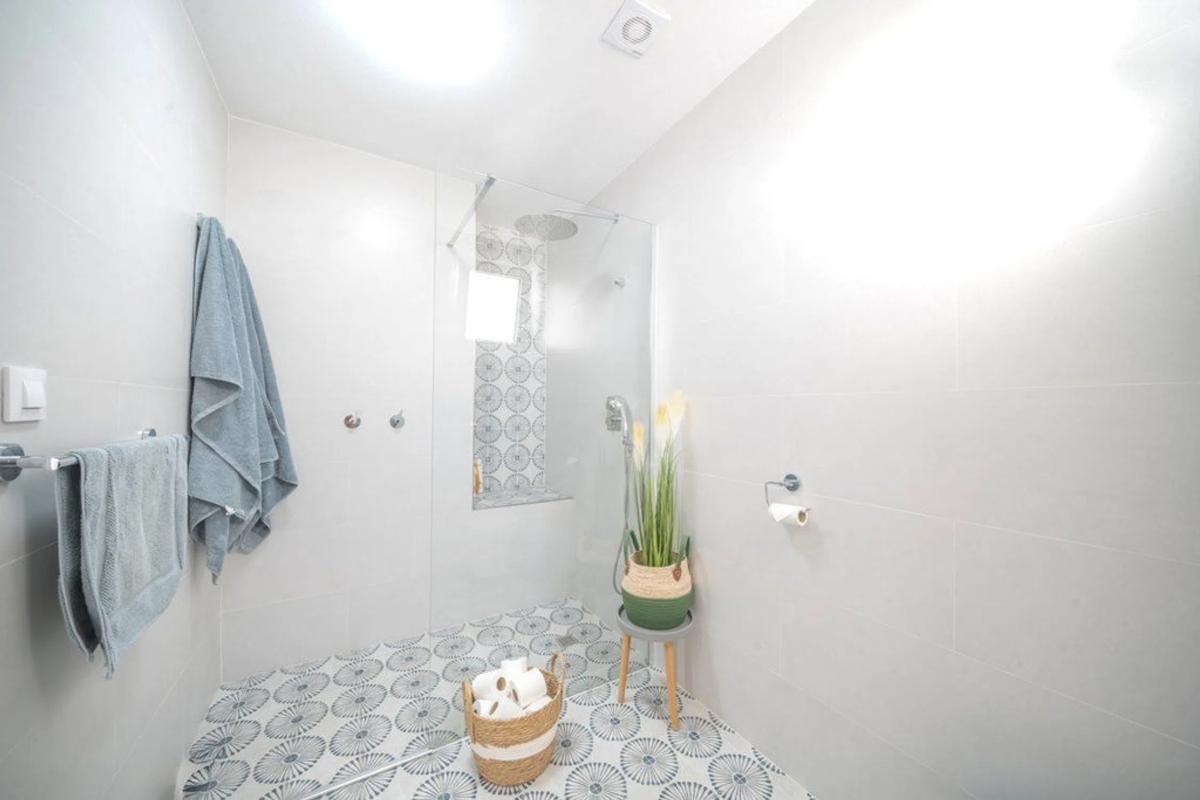 Properties for sale and rent in Spain photo 3