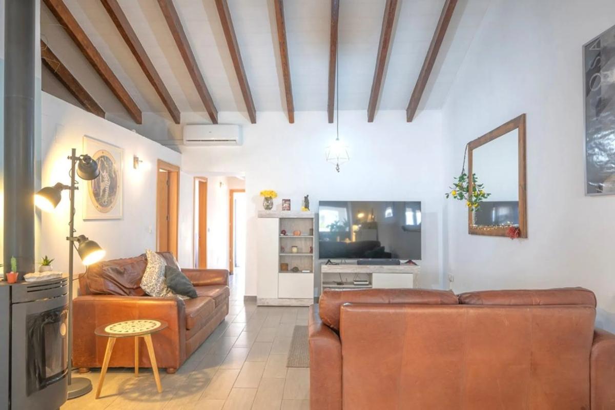Properties for sale and rent in Spain photo 4