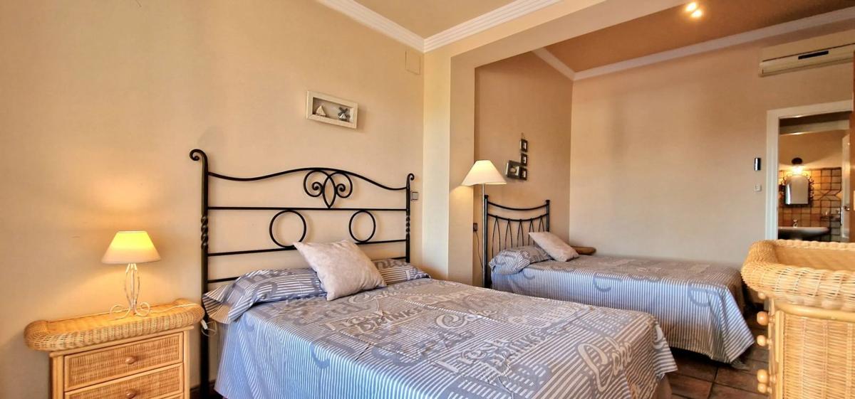Properties for sale and rent in Spain photo 4