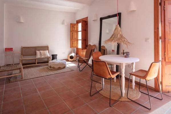 Chalet adosado en calle Sant Domènec thumbnail 1