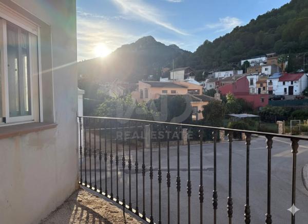 Casa de pueblo photo 1