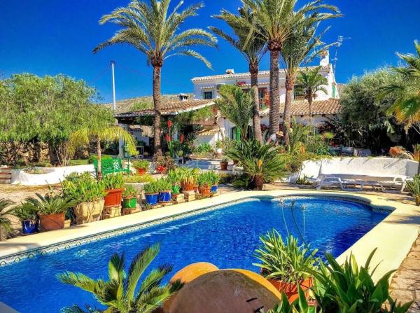 Chalet independiente en venta en Teulada, Teulada
photo 1