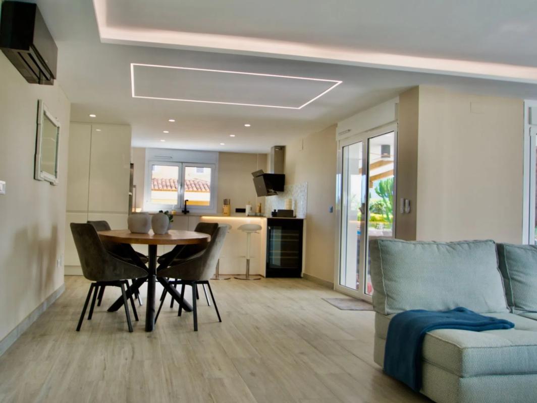 Properties for sale and rent in Spain photo 5