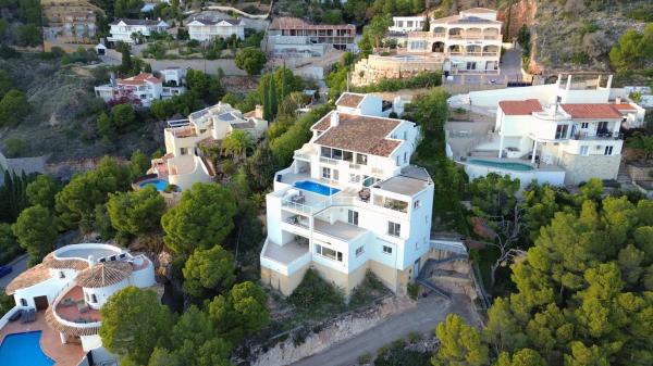 Casa independiente en calle Costa Brava photo 1