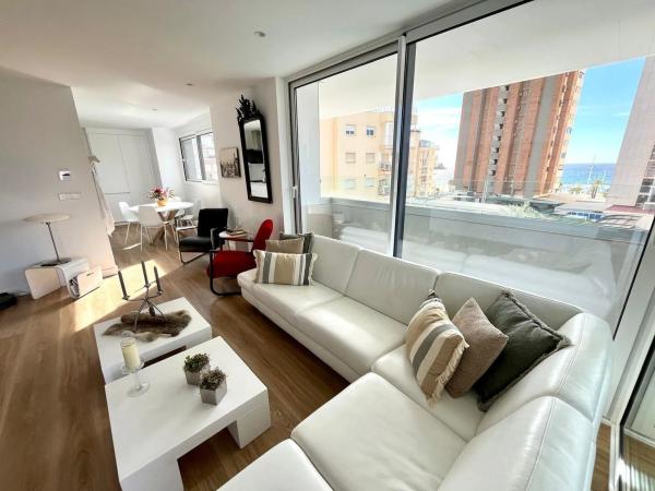 Apartment for sale in Playa de Levante, Benidorm thumbnail 2