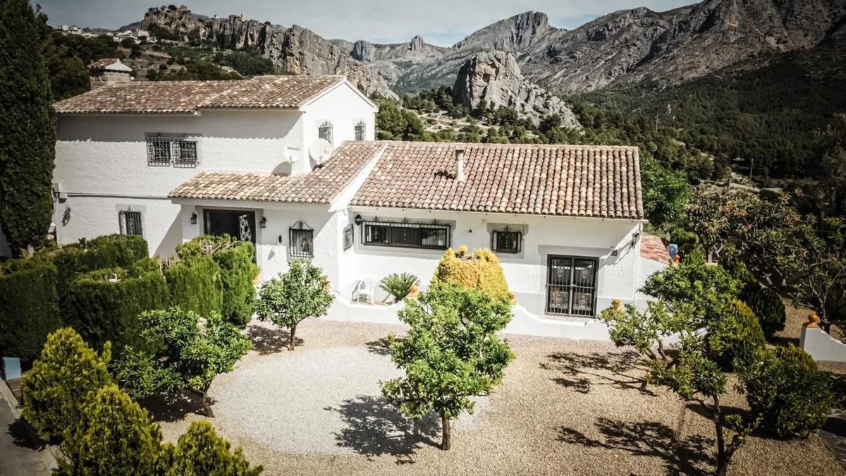 Propiedades en venta y alquiler en España photo 3