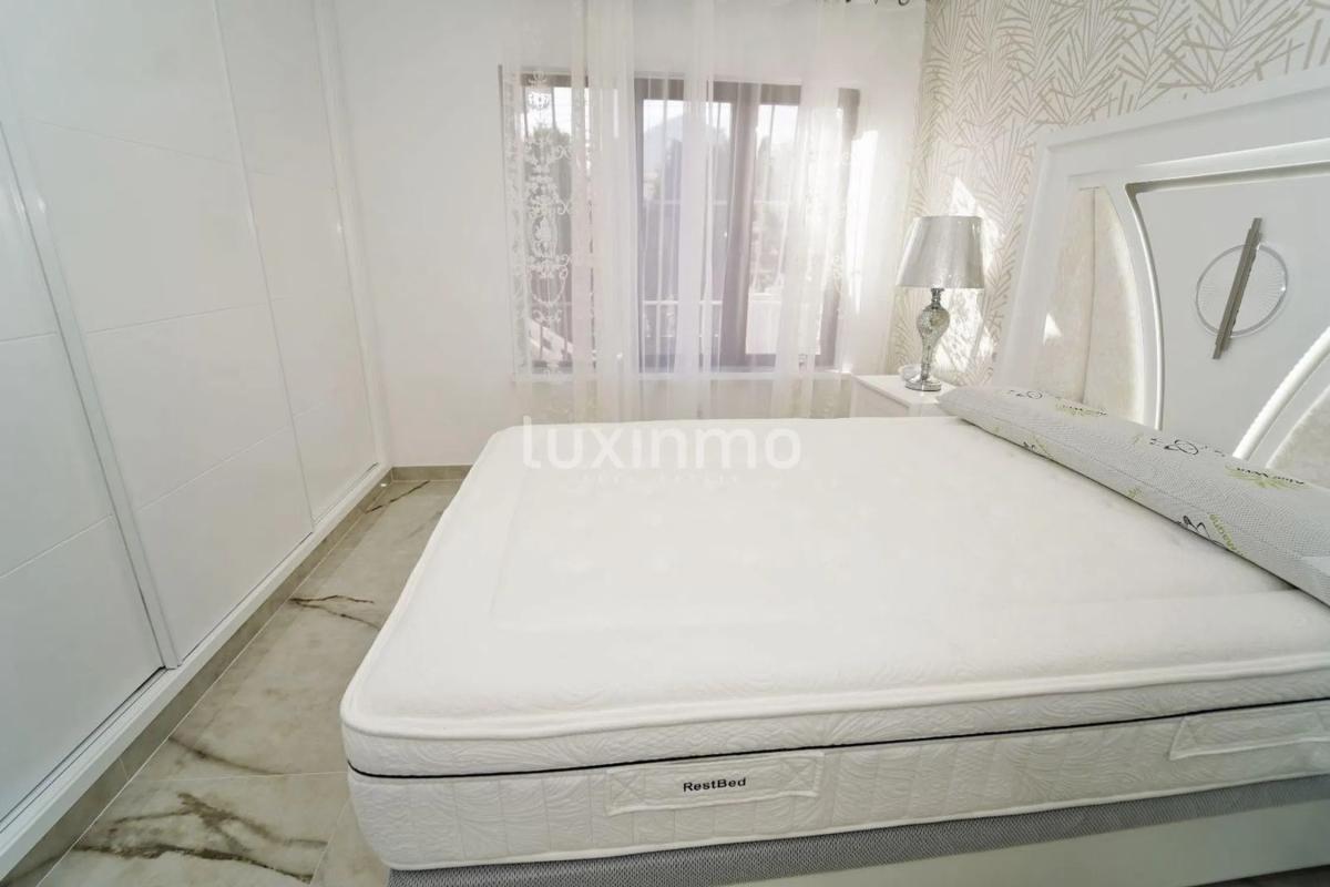 Properties for sale and rent in Spain photo 5
