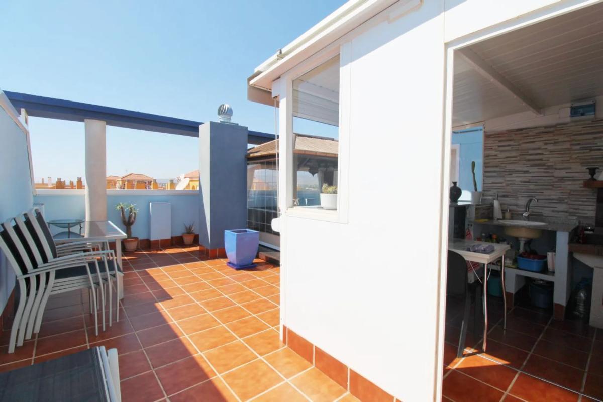 Venta de piso en Platja Vila Joiosa, La Villajoyosa / Vila Joiosa
 photo 2