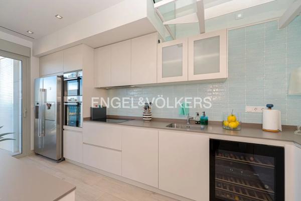 Apartment for sale in  Avenida Ciudad de Requena, 2, La Villajoyosa / Vila Joiosa photo 4